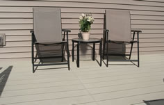 Versadeck aluminum modular decking photo showing the Light Clay color option